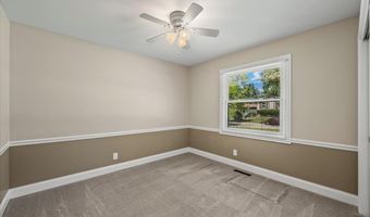 725 N Vista Dr, Algonquin, IL 60102