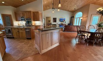 20 Mulberry Ln, Babbitt, MN 55731