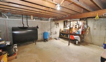 1647 Broadway, Bangor, ME 04401