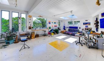 320 Shore Rd, Amagansett, NY 11930