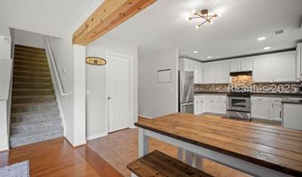 8 Waccamaw Way, Beaufort, SC 29906