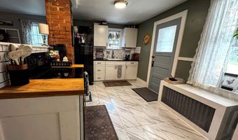 305 Weeks St, Bennington, VT 05201