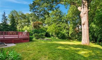 380 Angell Rd, North Providence, RI 02904