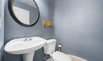 2721 W TULSA St, Chandler, AZ 85224