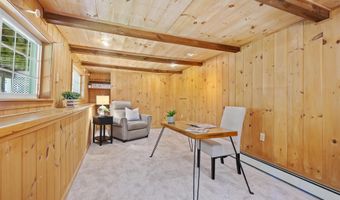 37 Birchwood Cir, Bedford, NH 03110