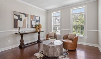 207 Weddington Park Ln, Apex, NC 27523