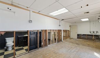 7505 NW 23rd St, Bethany, OK 73008