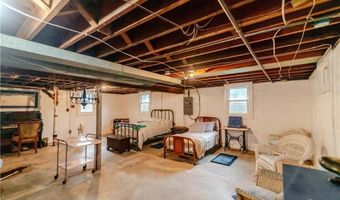 1706 N 2nd St, Atchison, KS 66002