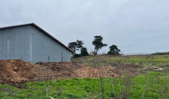1127 Moxon Ln, Arcata, CA 95521