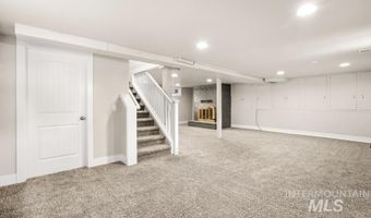 7308 W Maxwell Dr, Boise, ID 83704