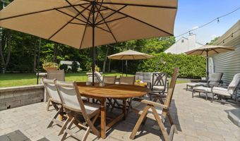 3 Spencer Ct, Clinton, CT 06413