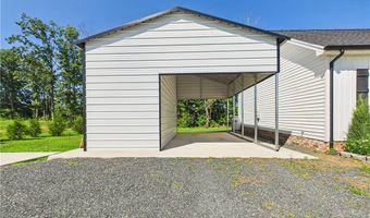 3353 Stonewall Rd, Appomattox, VA 24538