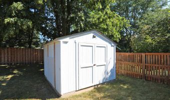 910 S Vista Dr, Algonquin, IL 60102