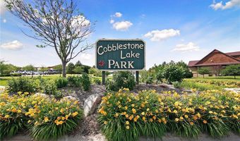 15653 Cobblestone Lake Pkwy, Apple Valley, MN 55124