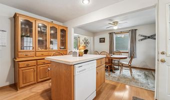 1413 E PERSHING St, Appleton, WI 54911