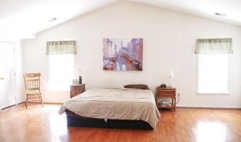 21337 CAMERON HUNT Pl, Ashburn, VA 20147