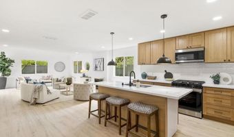 3914 Sherbourne Dr, Oceanside, CA 92056