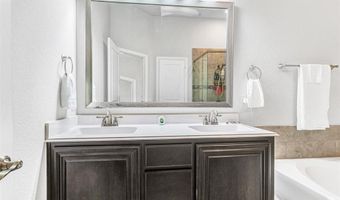 402 Shirley Dr, Alvarado, TX 76009