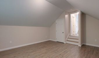 24 Pearl St 4, Ayer, MA 01432