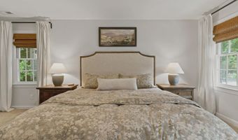 1013 New Chester Ct, Apex, NC 27502