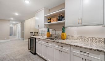 281 Lakeshore Dr, American Falls, ID 83211