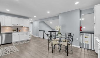 91 Highland Dr, Barnegat, NJ 08005