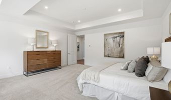 5413 WOODWAY Dr, Alexandria, VA 22310