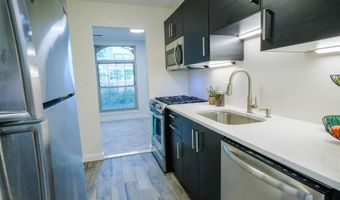 3376 WOODBURN Rd 24, Annandale, VA 22003