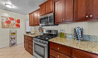 13675 Rayen St, Arleta, CA 91331