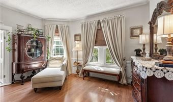 115 S Main St, Adairsville, GA 30103