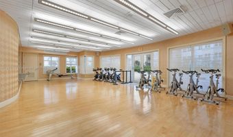 20000 E Country Club Dr TS02, Aventura, FL 33180