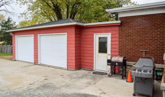 303 S Park St, Albany, WI 53502