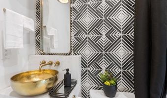 724 Charles Allen Dr NE 4, Atlanta, GA 30308