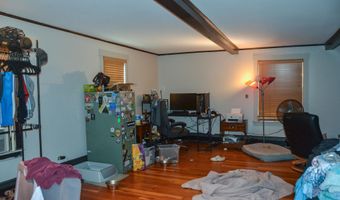 40 Chapel St, Augusta, ME 04330