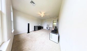 203 Cynwyd Dr, Absecon, NJ 08201