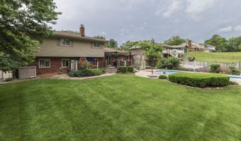 1640 Ridge Hill Ln, Indianapolis, IN 46217