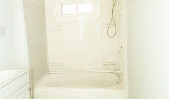 404 E 2nd St, Augusta, KY 41002