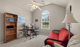 8 Hillswick Dr, Bella Vista, AR 72715