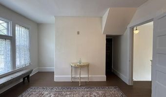51 Broadway St, Baileyville, ME 04694