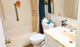 8293 ECHO DELL Rd, San Diego, CA 92119