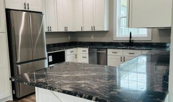 66 Swanee Dr, Albertville, AL 35950