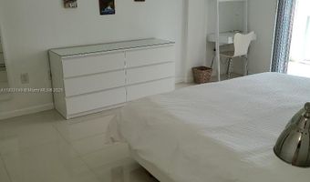 10275 Collins Ave 412, Bal Harbour, FL 33154