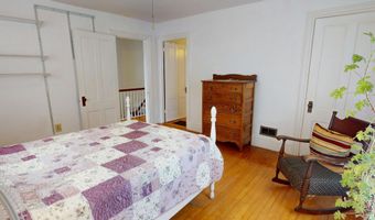 21 Fern St, Bangor, ME 04401