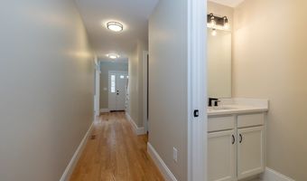 55 Richardson St, Billerica, MA 01821