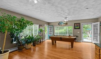 375 Franklin Rd, Coventry, RI 02816