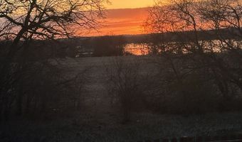 908 Mocking Bird Dr, Antioch, IL 60002