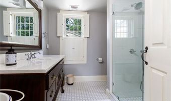 26 Thames St, Newport, RI 02840