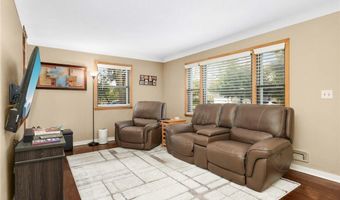 818 Madison St, Anoka, MN 55303