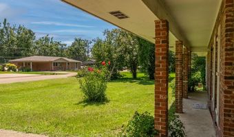 202 Gay St, Batesville, MS 38606
