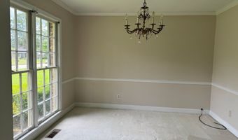 2714 Pine Manor Ln, Albany, GA 31721
